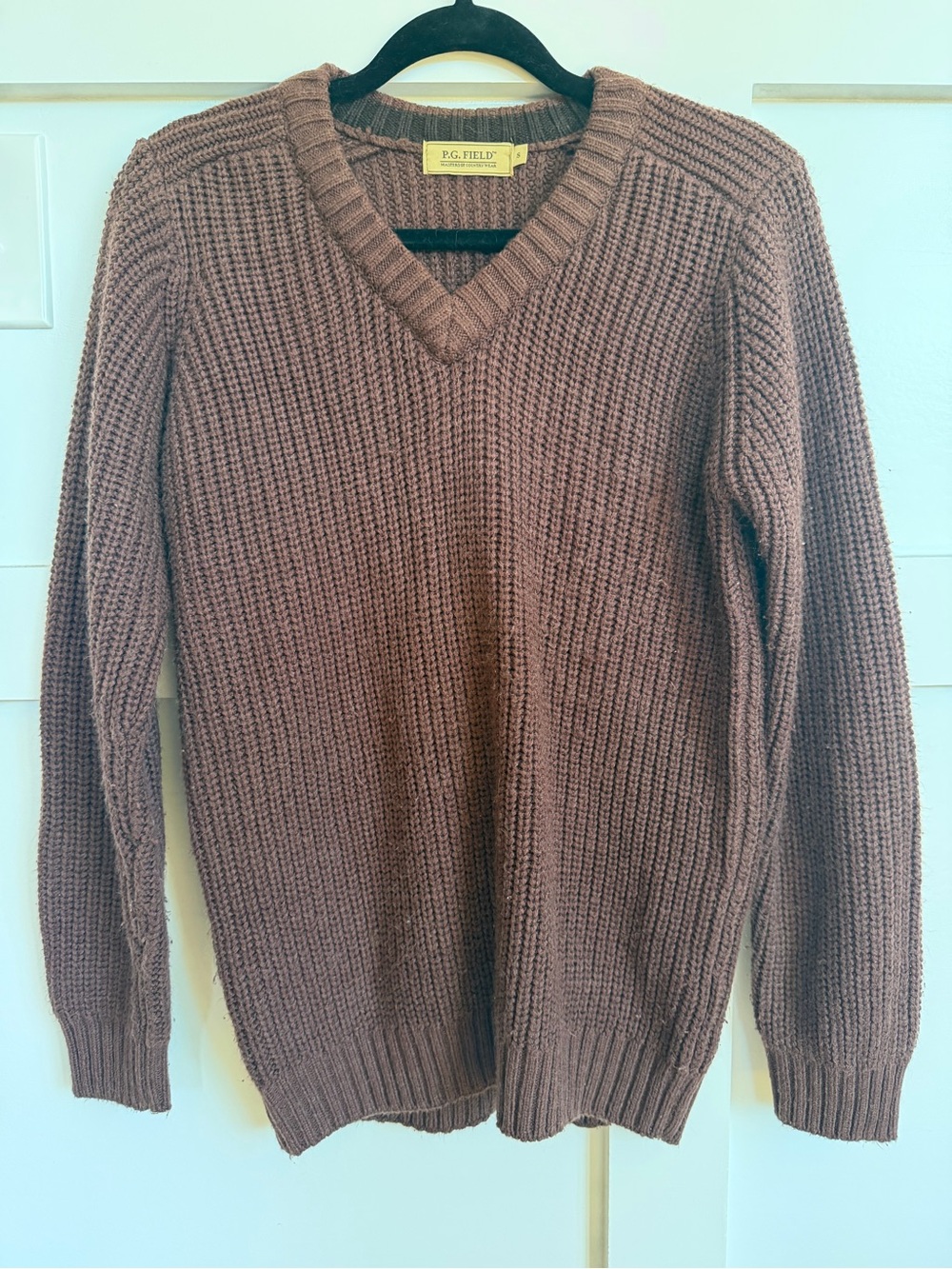 Men's V-Neck Chunky Sweater in Chocolate Brown